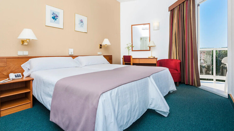 Globales Playa Santa Ponsa Hotel